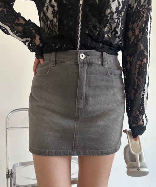 apres jour mignon(アプレジュールミニョン)の「【apres jour mignon SOIE】バックプリントデニムミニスカート【ZOZOTOWN限定アイテム】(デニムスカート・レディース・ライトブルー/グレー・X-LARGE/フリー)」の3枚目の写真