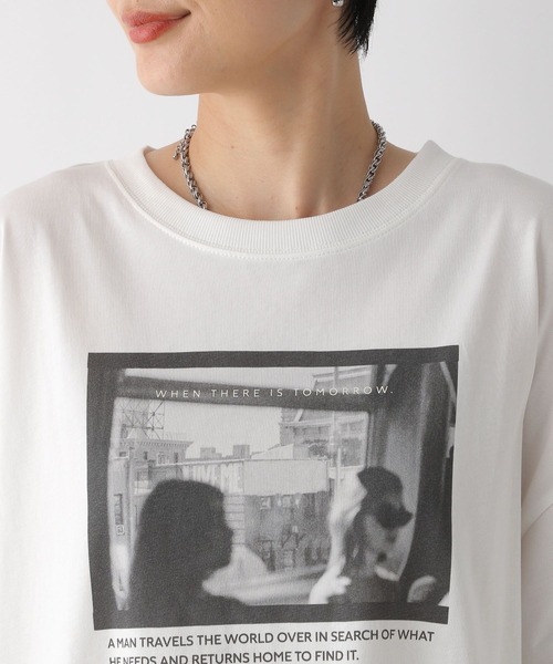 LEPSIM(レプシィム)の「チュニックPHOTO-T 121991(Tシャツ/カットソー・レディース・オフホワイト/ホワイト/チャコールグレー/グレー・FREE)」の22枚目の写真