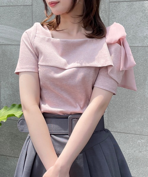 one way(ワンウェイ)の「肩リボンワンショルテレコトップス(Tシャツ/カットソー・レディース・ライトグレー/アイボリー/ピンク/ライトグリーン/ブラック/グレー系その他/ブラック系その他/ホワイト系その他・FREE)」の8枚目の写真