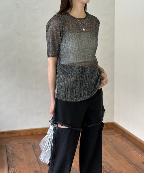 Per sist ence(パーシエンス)の「ラメシアープリーツクルーネックプルオーバー(Tシャツ/カットソー・レディース・ピンク/オフホワイト/ブラック・FREE)」の10枚目の写真