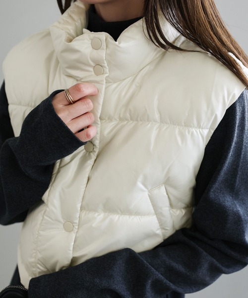 select MOCA（セレクトモカ）の「中綿ショートベスト（ダウンベスト・レディース・ブラック/アイボリー・FREE）」の11枚目の写真