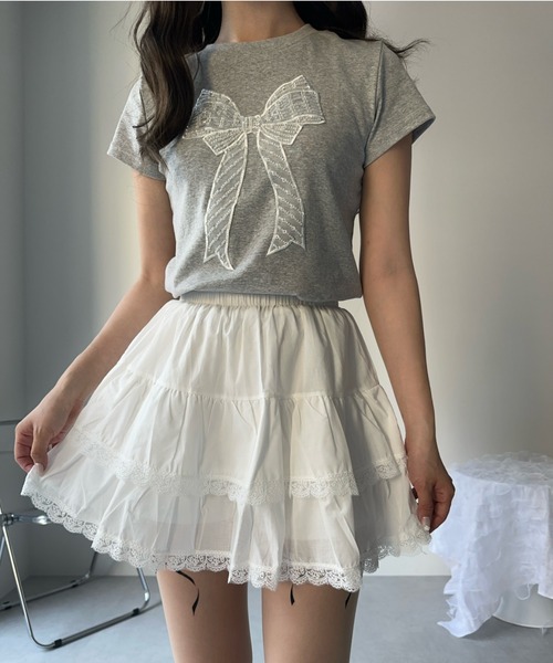 MAINLYTRULY（メインリィトゥルリィ）の「フリル ティアード ミニスカート（スカート・レディース・ホワイト・S）」の15枚目の写真