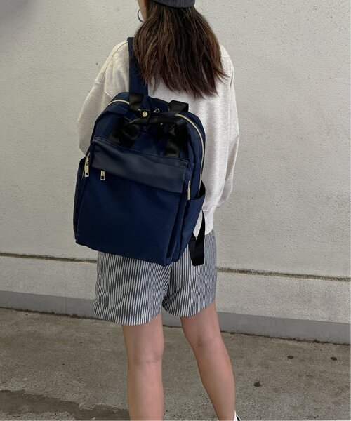 LBC（エルビーシー）の「10ポケットスクエアリュック（バックパック/リュック・レディース・ベージュ/ネイビー/ブラック・FREE）」の7枚目の写真