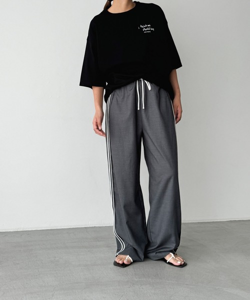CANAL JEAN(キャナルジーン)の「1975 TOKYO SHOULD HUG半袖Tシャツ(Tシャツ/カットソー・レディース・ブルー/ホワイト/ブラック・LARGE/X-LARGE)」の9枚目の写真