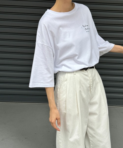 CANAL JEAN(キャナルジーン)の「1975 TOKYO SHOULD HUG半袖Tシャツ(Tシャツ/カットソー・レディース・ブルー/ホワイト/ブラック・LARGE/X-LARGE)」の5枚目の写真
