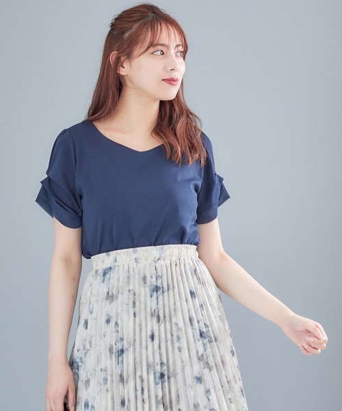 12Twelve Agenda(トゥエルブ アジェンダ)の「ハートネック異素材タックスリーブカットソープルオーバー(Tシャツ/カットソー・レディース・ネイビー/オフホワイト/ブルー/ブラック・M)」の7枚目の写真