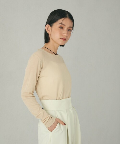 EMMEL REFINES(エメルリファインズ)の「<EMMEL REFINES>EM フライス クルーネック ロングスリーブ Tシャツ(Tシャツ/カットソー・レディース・ブラック/ホワイト/その他1/クリーム/レッド・FREE)」の6枚目の写真