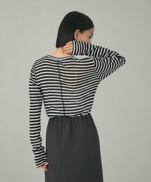 EMMEL REFINES(エメルリファインズ)の「<EMMEL REFINES>EM フライス クルーネック ロングスリーブ Tシャツ(Tシャツ/カットソー・レディース・ブラック/ホワイト/その他1/クリーム/レッド・FREE)」の18枚目の写真