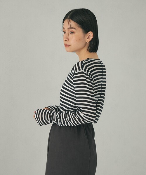 EMMEL REFINES(エメルリファインズ)の「<EMMEL REFINES>EM フライス クルーネック ロングスリーブ Tシャツ(Tシャツ/カットソー・レディース・ブラック/ホワイト/その他1/クリーム/レッド・FREE)」の20枚目の写真