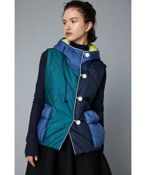HeRIN.CYE（ヘリンドットサイ）の「Solid body pocket vest　　ソリッドボディポケットベスト（ベスト・レディース・ライム/レッド/ブラック/マルチ・FREE）」の4枚目の写真