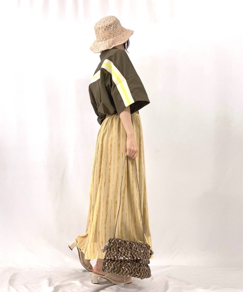 Q(キュー)の「フラッフィーフラワーハット(ハット・レディース・アイボリー/ブラック・ONE SIZE)」の5枚目の写真