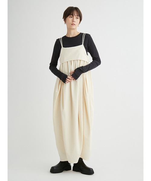 emmi（エミ）の「コクーンシルエットキャミワンピース