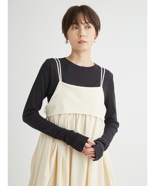emmi（エミ）の「コクーンシルエットキャミワンピース