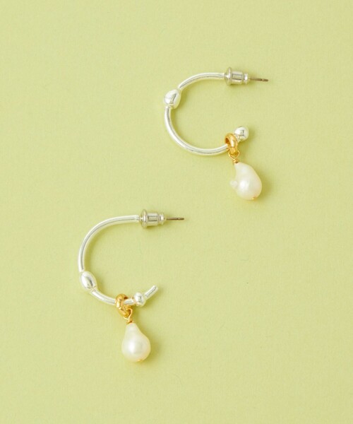 anisotea（アニソテア ）の「＜anisotea＞ A Pearl Hoop ピアス 