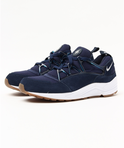 NIKE(ナイキ)の「NIKE(ナイキ) エアハラチライト(スニーカー・レディース・ブラック/グレー/ネイビー・24cm/24.5cm/25cm)」の3枚目の写真