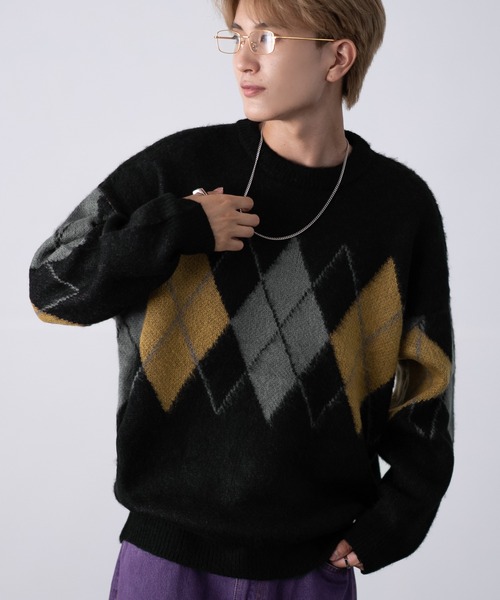 improves（インプローブス）の「無地＆総柄 モヘアタッチ クルーネック ニット（ニット/セーター・メンズ・ブラック系2/ホワイト系3/ブラウン系5/レッド系7/ブラック/ワイン/ブラウン系/ホワイト系1/グレー系4/ブラック系5/ブラック系6/ブラック系7/ブラック系8/ベージュ/マスタード/チャコール/カーキ系/ベージュ系6/ホワイト系8/ホワイト/ブラック系1/ベージュ系2/ブラック系3/ホワイト系4・MEDIUM/LARGE）」の9枚目の写真