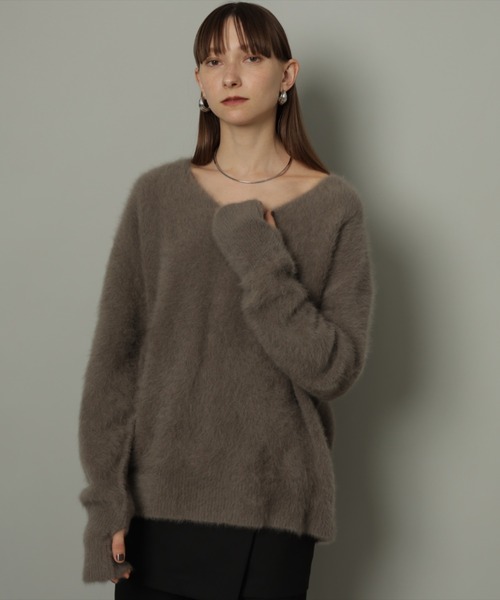極美品★CADUNE｜定価3万 23AW カシミヤ フォックスＶニット グレー CADUNE（カデュネ）の「フォックスカシミヤVニット（ニット/セーター