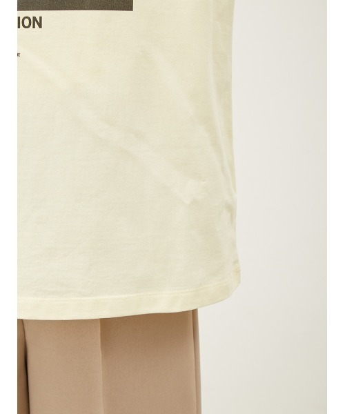 Mila Owen(ミラオーウェン)の「グラフィックフォトTシャツ【手洗い可能】(Tシャツ/カットソー・レディース・チャコールグレー/ホワイト/イエロー・0/1)」の8枚目の写真