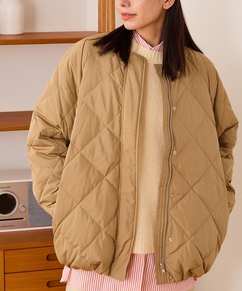 キルティングノーカラーダウンジャケット MO43D04（ダウンジャケット