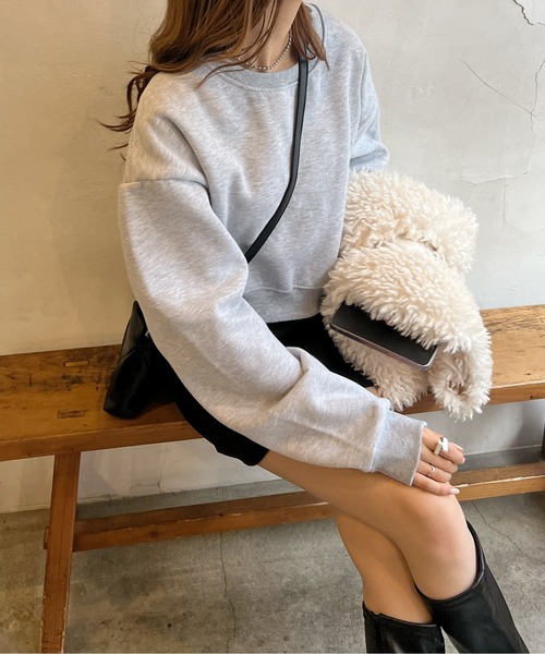 Futier land（フューティアランド）の「バック刺繍クロップド丈裏起毛スウェットトレーナー（スウェット・レディース・杢グレー/グリーン/ネイビー・FREE）」の8枚目の写真