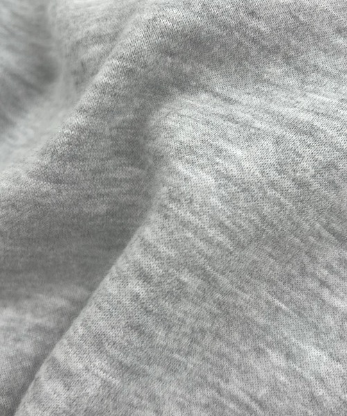 Futier land（フューティアランド）の「バック刺繍クロップド丈裏起毛スウェットトレーナー（スウェット・レディース・杢グレー/グリーン/ネイビー・FREE）」の14枚目の写真