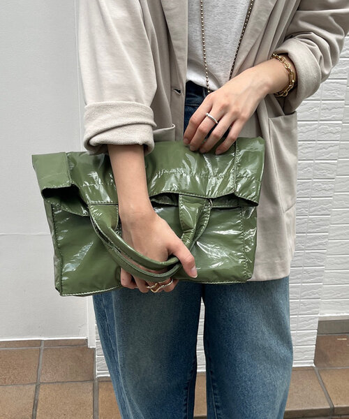 DouDou(ドゥドゥ)の「【WEB限定】タテ型ショッパー(ショルダーバッグ・レディース・ブラック/アイボリー/シルバー/グリーン/ベージュ・FREE)」の17枚目の写真