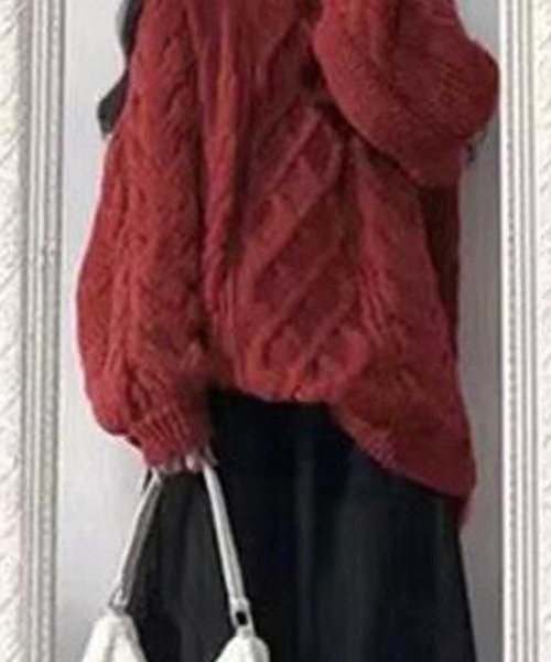 SPIGA（スピーガ）の「ｹｰﾌﾞﾙ編みｵｰﾊﾞｰｻｲｽﾞﾌﾟﾙｵｰﾊﾞｰﾆｯﾄ（ニット/セーター・レディース・ベージュ/パープル/レッド・FREE）」の6枚目の写真