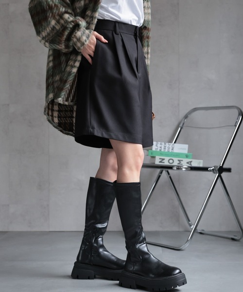 CREARE -LINO-(クレアーレリノ)の「ツータックハーフパンツ(その他パンツ・レディース・グレー/ブラック・S/M)」の8枚目の写真