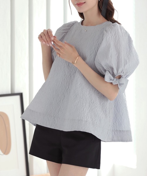MERAKI(メラキ)の「袖リボンフラワージャガードトップス(シャツ/ブラウス・レディース・イエロー/ブラック/ホワイト/ブルーグレー/サーモンピンク・FREE)」の18枚目の写真