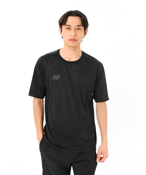 NEW BALANCE(ニューバランス)の「Black Out ジャガードメッシュニットショートスリーブTシャツ(Tシャツ/カットソー・メンズ・チャコールグレー/ベージュ/ブラック・LARGE/MEDIUM/SMALL)」の1枚目の写真