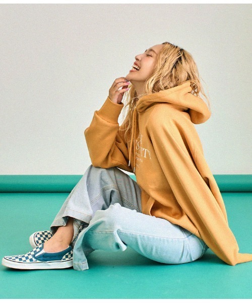 anap mimpi(アナップミンピ)の「裏起毛 メッセージ刺繍 ラグラン フード パーカー(パーカー・レディース・グレー/ピンク/キャメル・FREE)」の20枚目の写真