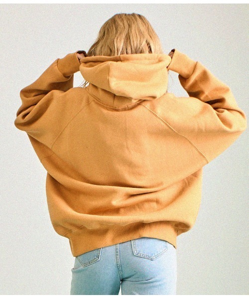 anap mimpi(アナップミンピ)の「裏起毛 メッセージ刺繍 ラグラン フード パーカー(パーカー・レディース・グレー/ピンク/キャメル・FREE)」の22枚目の写真