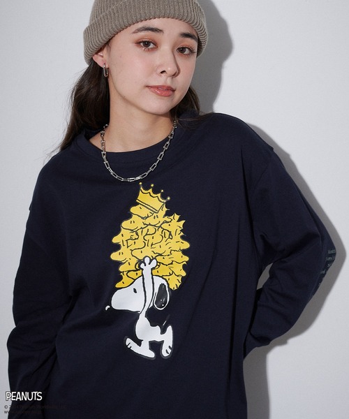 PEANUTS(ピーナッツ)の「【PEANUTS/ピーナッツ】スヌーピー/SNOOPY スリーブ刺繍デザインロンT(Tシャツ/カットソー・レディース・ネイビー/ピンク/ブルーグレー/杢グレー/イエロー/ブラック/アイボリー・M/L/LL/3L)」の6枚目の写真