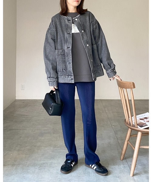She's Closet(シーズクローゼット)の「オーバーサイズ長袖メタリック箔プリント裏毛スウェットプルオーバー(スウェット・レディース・オフホワイト/杢グレー/ブラック/チャコールグレー・FREE)」の22枚目の写真