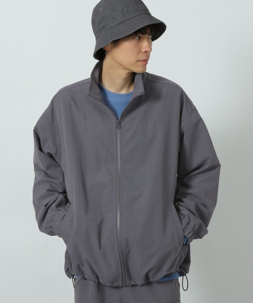 LAKOLE(ラコレ)の「PEテックブルゾン / 291474(ブルゾン・メンズ・チャコールグレー/ブラック・MEDIUM/LARGE)」の3枚目の写真