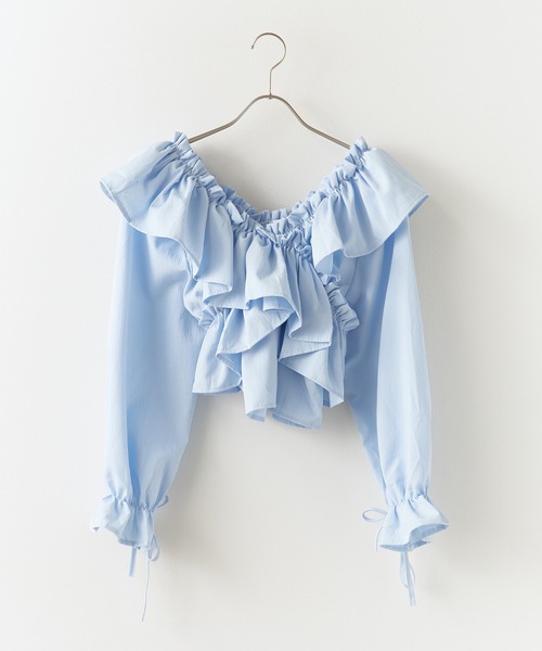 ROOPTOKYO（ループトウキョウ）の「ショート丈 オフショル クロスリボンブラウス キャンディースリーブ（シャツ/ブラウス・レディース・ブルー/アイボリー/ホワイト/ブラック・FREE）」の4枚目の写真