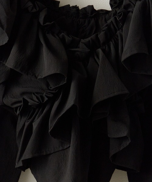 ROOPTOKYO（ループトウキョウ）の「ショート丈 オフショル クロスリボンブラウス キャンディースリーブ（シャツ/ブラウス・レディース・ブルー/アイボリー/ホワイト/ブラック・FREE）」の5枚目の写真