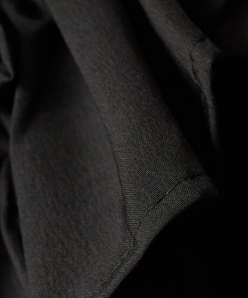 ROOPTOKYO（ループトウキョウ）の「ショート丈 オフショル クロスリボンブラウス キャンディースリーブ（シャツ/ブラウス・レディース・ブルー/アイボリー/ホワイト/ブラック・FREE）」の7枚目の写真