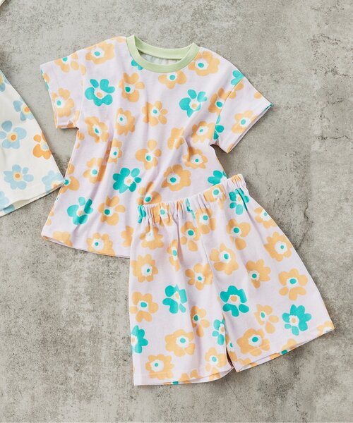 BREEZE（ブリーズ）の「【WEB限定/ジュニア対応】総柄かぶり 半袖パジャマ（ルームウェア/パジャマ・キッズ・ベージュ/アイボリー/ブルー/パープル・100/90/80/140/130/120/110）」の2枚目の写真