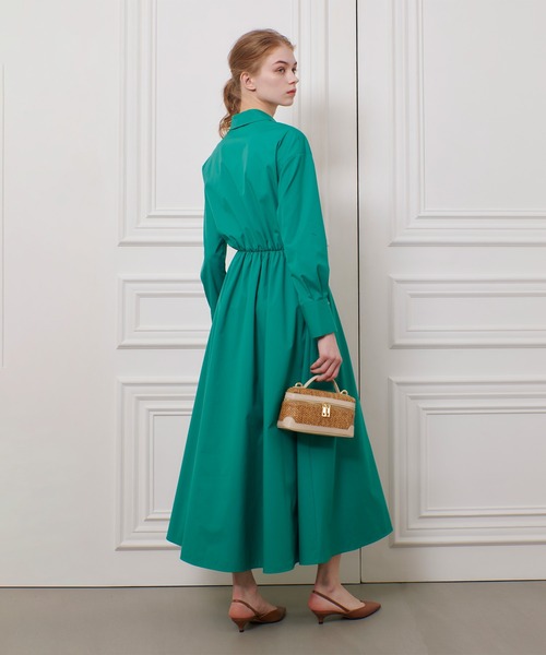 新品未使用LOULOU WILLOUGHBYコットンダブルクロスシャツワンピース LOULOU WILLOUGHBY コットンダブルクロスシャツワンピース