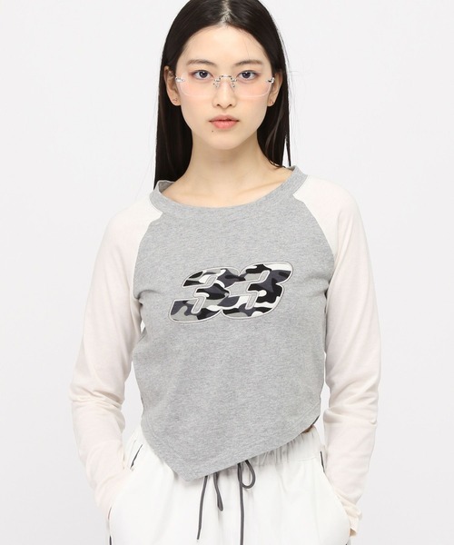 3.3 Field Trip （3.3フィールドトリップ）の「3.3 Field Trip／裾アシメラグランロングスリーブ（Tシャツ/カットソー・レディース・チャコール/アイボリー/グレー・FREE）」の2枚目の写真