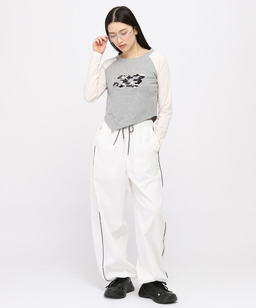 3.3 Field Trip （3.3フィールドトリップ）の「3.3 Field Trip／裾アシメラグランロングスリーブ（Tシャツ/カットソー・レディース・チャコール/アイボリー/グレー・FREE）」の9枚目の写真