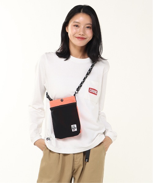 CHUMS(チャムス)の「【CHUMS/チャムス】 Recycle Mesh Pocket Shoulder Bag(ショルダーバッグ・レディース・ピンク/その他1/その他2/その他3/グレイッシュベージュ/グリーン系その他/ブラック/ネイビー/その他4/その他6/その他7/その他8/その他5・FREE)」の20枚目の写真