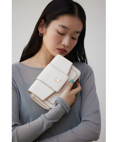 AZUL by moussy(アズールバイマウジー)の「AZモチーフウォレットバッグ(ショルダーバッグ・レディース・アイボリー/ブラック/ライム・FREE)」の5枚目の写真
