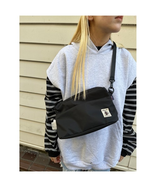 COBMASTER(コブマスター)の「COBMASTER / COB Air WP ALT SHOULDERBAG / 81005400(ショルダーバッグ・レディース・イエロー/ブラック/グリーン/ベージュ/パープル・ONESIZE)」の2枚目の写真