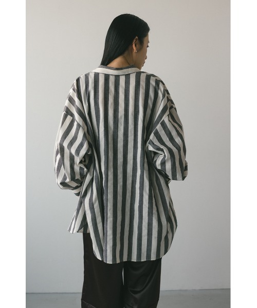 STYLEMIXER（スタイルミキサー）の「ストライプオーバーシャツ（シャツ/ブラウス・レディース・ライトグレー/ブラック・FREE）」の6枚目の写真
