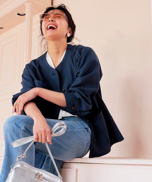Jines(ジネス)の「テンセルポケットノーカラージャケット(ノーカラージャケット・レディース・ベージュ/ネイビー・38)」の15枚目の写真