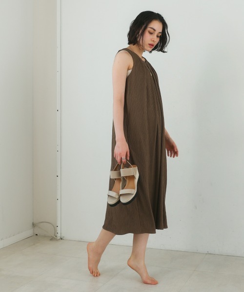 Bou Jeloud(ブージュルード)の「ジャガードフレアワンピース(ワンピース・レディース・イエロー/カーキ/ブラック・38)」の6枚目の写真