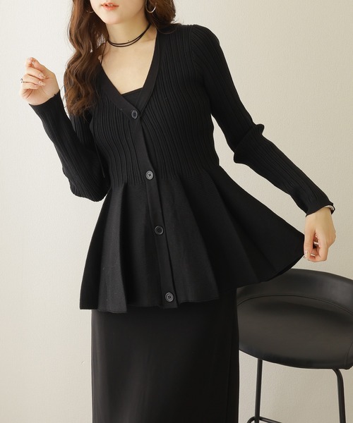 LAULEN(ローレン)の「v neck peplum cardigan /Vネック フレア ペプラム リブ ニット カーディガン(カーディガン/ボレロ・レディース・ブラック/アイボリー/ネイビー・FREE)」の14枚目の写真