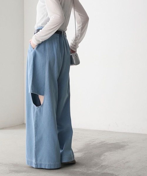 forksy.(フォルクシー)の「【forksy.】カットアウト ドッキング ワイドデニムパンツ(デニムパンツ・レディース・グレー/ブルー・M/L)」の4枚目の写真